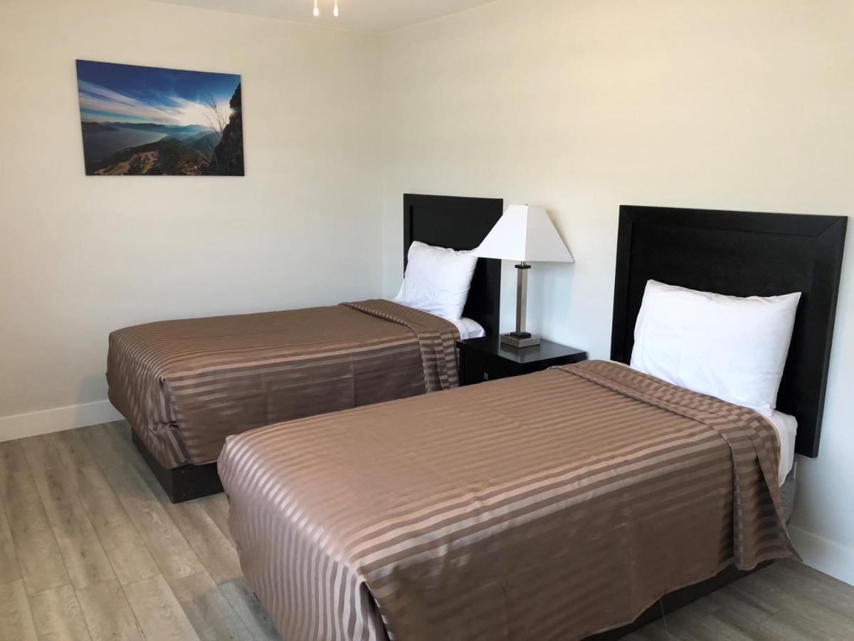 Traveler'S Motel Penticton 2*